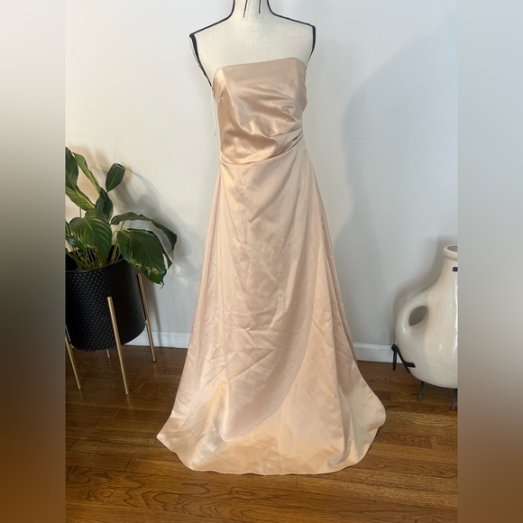 Michaelangelo Light Pink Satin Maxi Dress - Picture 12 of 12